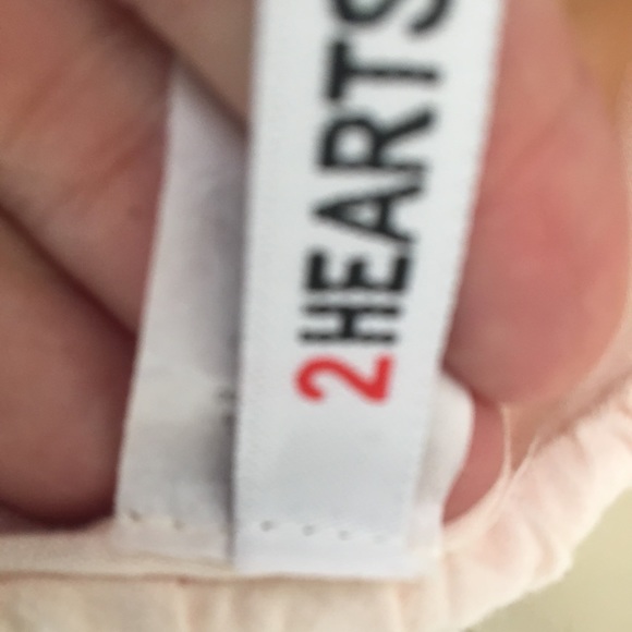 Beautiful cream colored maternity tunic - Picture 3 of 3